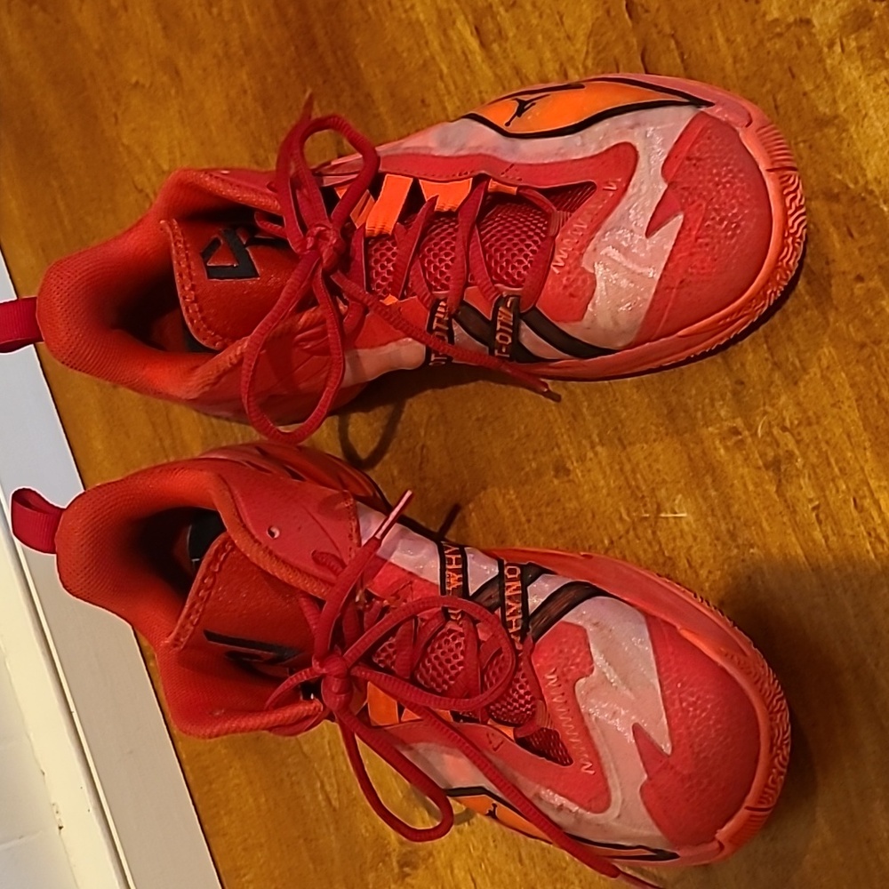 Nike size mens 8